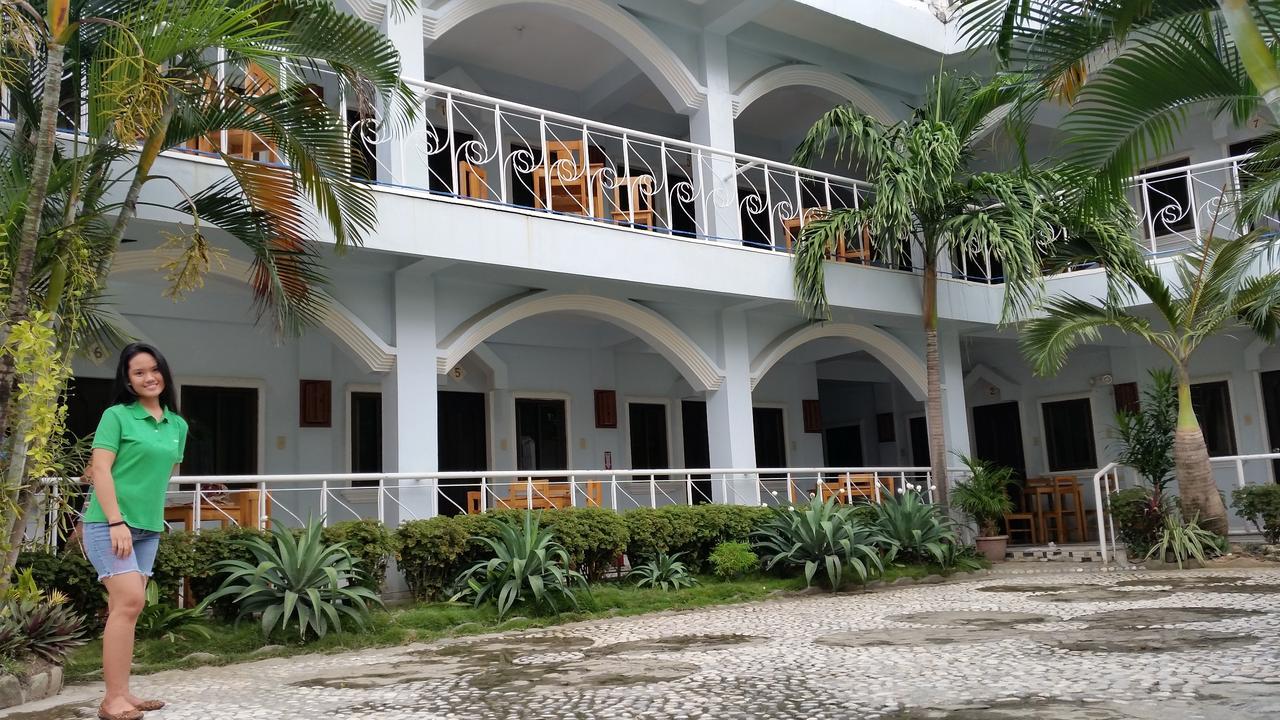 Simon'S Heritage Resort Puerto Galera Exterior photo